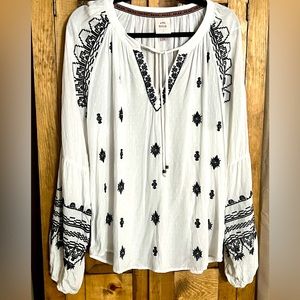 Knox Rose bohemian long-sleeve blouse